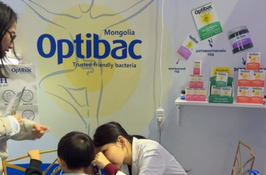  “Mongolia Health Technology”- 2025 Экспод Зинт Клиникийн хүүхдийн эмч нар хүүхдийн эмчийн үзлэг, зөвлөгөөг үнэ төлбөргүй хийлээ